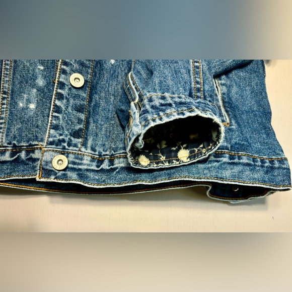 EDDIE BAUER Destroyed Jean Jacket - Picture 7 of 10